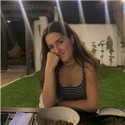 Estudiante de medicina que imparte clases particulares al nivel necesario de inglés, biología, historia, matemáticas y otras asignaturas
